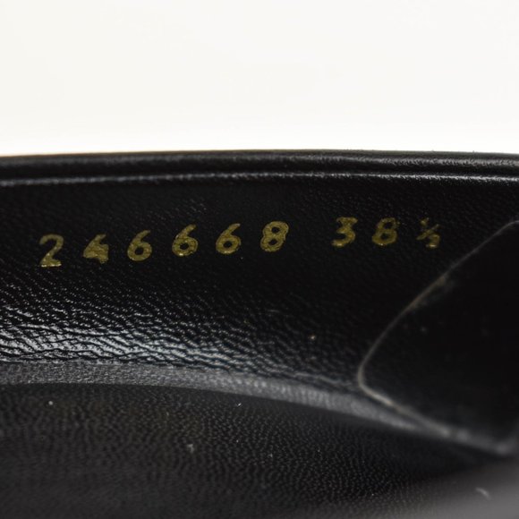 GUCCI: Black, Leather Heels/Pumps - Picture 8 of 10